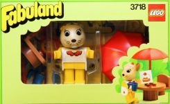 LEGO Fabuland 3718 Outdoor Cafe with Bonnie Bunny