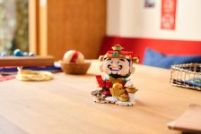 LEGO Seasonal 40864 Glücksbringer LEGO_40864_Lifestyle_Envr_en-gb.jpg