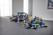 LEGO 42083 - Bild 7