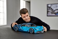LEGO 42083 - Bild 9