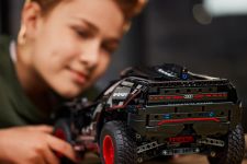 LEGO Technic 42160 Audi RS Q e-tron LEGO_42160_alt8.jpg