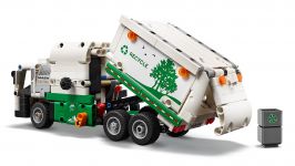 LEGO 42167 - Detailansicht 2