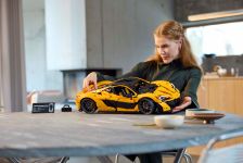 LEGO 42172 - Fertiges Modell 2