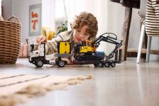 LEGO 42175 - Fertige Modelle in Aktion
