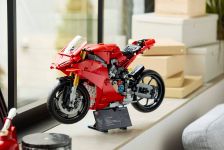 LEGO 42202 - Umgebungsbild 4