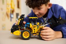 LEGO 42209 - Fertiges Modell 2
