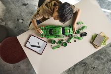 LEGO 42224 - Bauphase mit Anleitung