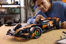 LEGO 42228 - Bauphase 11