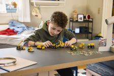 LEGO 42233 - Fertige Modelle in Aktion