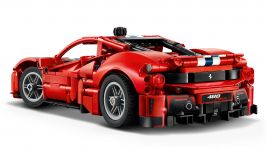 LEGO Technic 42235 Ferrari 488 PISTA Auto LEGO_42235_WEB_SEC03_NOBG.jpg
