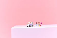 LEGO 42675 - Modell im Umgebungsbild