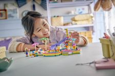 LEGO 42676 - Fertige Modelle in Aktion