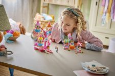 LEGO 42700 - Fertige Modelle in Aktion