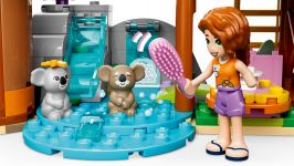 LEGO Friends 42701 Koala Habitat & Care Center LEGO_42701_WEB_SEC05_NOBG.jpg