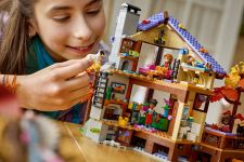 LEGO 42705 - Fertiges Modell 2