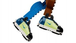 LEGO Editions 43010 Nike Slam Dunk LEGO_43010_WEB_SEC02_NOBG.jpg