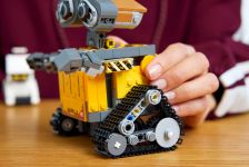 LEGO 43279 - Bauphase 8