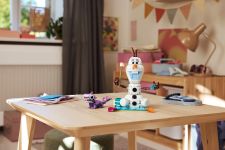 LEGO 43287 - Modell im Umgebungsbild