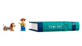 LEGO Disney 43301 Toy Story: Slinky-Buchstützen LEGO_43301_WEB_SEC02_NOBG.jpg