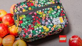 LEGO Gear 5009289 Pop Quiz Lunch Box Little Herschel – Schnitzeljagdwiese LEGO_5009289_Lifestyle_2.jpg