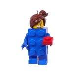 LEGO Gear 5009472 Mädchen im Kostüm aus LEGO Steinen Deko LEGO_5009472_SEC01.jpg