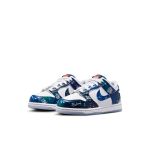LEGO Gear 5010046 Nike Dunk Low x LEGO® Collection – Schuhe für Jüngere Kinder