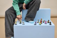 LEGO Collectable Minifigures 71052 LEGO® Minifiguren Serie 29 - 2x 36er Box LEGO_71052_Lifestyle_Cons_02.jpg