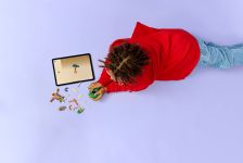 LEGO Ninjago 71850 Lloyd vs. Erdmonster-Spinner LEGO_71850_Lifestyle_Build_en-gb.jpg