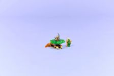 LEGO Ninjago 71850 Lloyd vs. Erdmonster-Spinner LEGO_71850_Lifestyle_Envr_en-gb.jpg