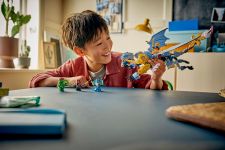 LEGO Ninjago 71855 Showdown mit dem Ninja-Drachen Riyu LEGO_71855_Lifestyle_cons_en-gb.jpg