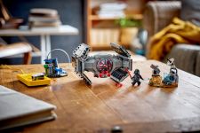 LEGO 75421 - Modell im Umgebungsbild