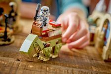 LEGO 75425 - Fertiges Modell 3