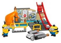 LEGO Minions: The Rise of Gru 75546 Minions in Grus Labor