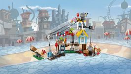LEGO Angry Birds 75824 Pig City Teardown