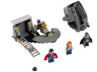 LEGO Super Heroes 76009 Superman™: Black Zero auf der Flucht