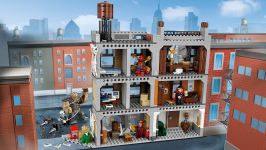 LEGO 76108 - Detailansicht 1
