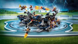 LEGO 76153 - Detailansicht 1