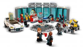 LEGO 76216 - Detailansicht 1
