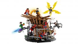 LEGO 76261 - Detailansicht 1