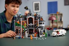 LEGO 76300 - Fertiges Modell 2