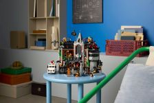 LEGO 76300 - Umgebungsbild 2