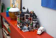 LEGO 76300 - Umgebungsbild 4