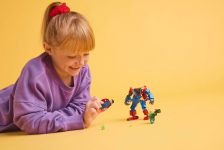 LEGO 76302 - Fertiges Modell 2