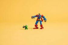 LEGO 76302 - Modell im Umgebungsbild