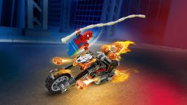LEGO 76335 - Hauptansicht
