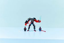 LEGO Super Heroes 76337 Miles Morales Mech vs. Spider-Man 2099 LEGO_76337_Lifestyle_Envr_en-gb.jpg