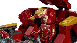 LEGO 76343 - Detailansicht 2