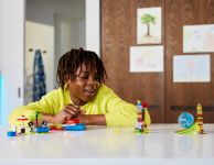LEGO 76990 - Bild 9