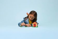 LEGO Animal Crossing 77058 Bienchens gemütliches Haus LEGO_77058_Lifestyle_Cons_en-gb.jpg