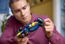 LEGO 77243 - Fertiges Modell 2